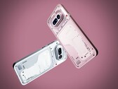 Das Nothing Phone (4a) wird auch in dezentem Pink angeboten.
