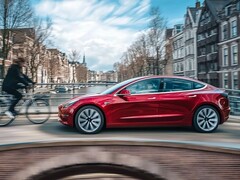 Tesla Model 3 mit dem Full Self-Driving Feature