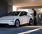 Der deutsche E-Auto-Markt ist im Wandel. Immer mehr Privatkunden entscheiden sich wegen des unvorhersehbaren Restwertrisikos für ein Leasingmodell (Bild: Tesla Model Y Premium).