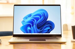 Windows 11 packt die ChatGPT-basierte Version von Bing direkt in die Taskleiste. (Bild: Microsoft)