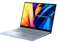Alternate bietet das Asus Vivobook S 14X OLED momentan zum Spitzenpreis von knapp über 800 Euro an (Bild: Asus)