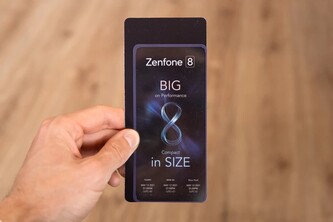 Einladungen zum Zenfone 8 Launchevent (Bild: Phonearena)