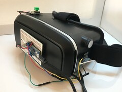 Einfaches Projekt: Günstiges VR-Headset auf Arduino-Basis vorgestellt (Bild: jamesvdberg)
