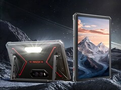 R9 Plus: Rugged-Tablet mit Lampe (Bildquelle Hotwav)