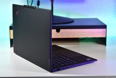 Das Lenovo ThinkPad X1 Carbon Gen 13 (Bildquelle: Benjamin Herzig)