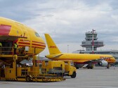 Die DHL hat erste Zertifizierungen für den Transport von Lithium-Batterien bekommen. (Foto: Deutsche Post AG)