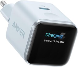 Das Anker Nano Ladegerät verfügt über einen USB-C-Port und ein integriertes Display.
