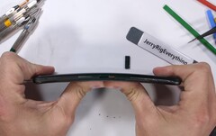 Der Bendtest darf natürlich auch beim Gamer-Handy von Asus, dem ROG Phone, nicht fehlen.