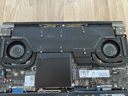 Zwei Lüfter und Vapor Chamber