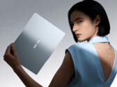 Das Lenovo Yoga Air 14 Aura ist ein schlanker 14-Zoll-Laptop