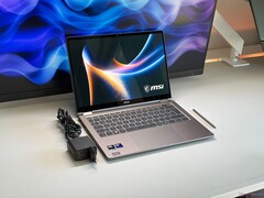 Fast 20 Stunden Akkulaufzeit mit Panther Lake - MSI Prestige 14 Flip AI+ Convertible im Test