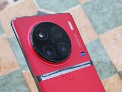 Das Vivo X90 Pro+ ist eines der ersten Handys mit dem neuen Snapdragon 8 Gen 2 auf dem Markt. 