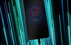 Das Motorola Moto G67 Power hält lange durch und ist vergleichsweise schnell wieder geladen. (Foto: Motorola)