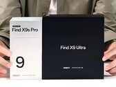 In China wird die Verpackung des Oppo Find X9 Ultra hergezeigt, global wird mit einem Teaserplakat geworben.