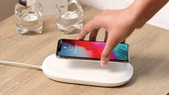 Western Digital: WD stellt SanDisk iXpand Wireless Charger als drahtlose Lade- und Backup-Lösung für Handys vor.