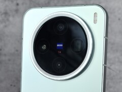 Vivo X200 Pro Mini im Test (Bildquelle: Marcus Herbrich)