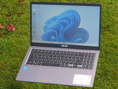 Asus P1511CEA im Test: Preisgünstiges Office-Notebook für Schule, Beruf, Freizeit