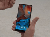 Das Essential Phone von Andy Rubin kommt verspätet im August, später auch in Europa.