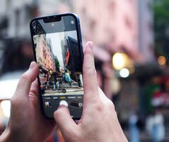 Das Apple iPhone SE der vierten Generation soll dem iPhone 14 stark ähneln. (Bild: Stephen Fang)