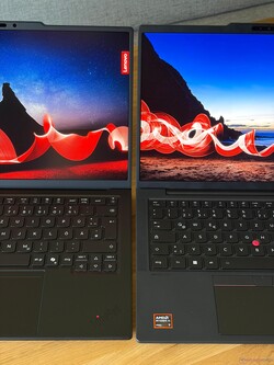 X1 Carbon Gen 14 (links) vs. T14s Gen 7 (rechts)