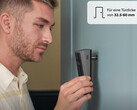 Die Ring Peephole Camera 2K verwandelt einen vorhandenen Türspion ohne Bohren in eine smarte 2K-Überwachungskamera.