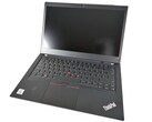 Für 314 Euro bietet das Lenovo ThinkPad T14 im Refurbished-Deal ordentliche 32GB RAM und einen Core i7-10610U (Bildquelle: Benjamin Herzig)