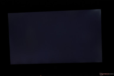 Leichtes Screen-Bleeding in den oberen Ecken