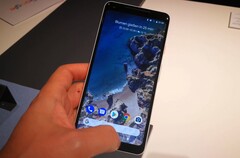 Das Pixel 2 XL hat einen schweren Start, künftige Updates sollen helfen.