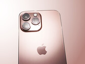 Das Apple iPhone 13 Pro wird möglicherweise in der Farbe "Rose Gold" angeboten werden. (Bild: Majin Bu, bearbeitet)