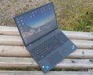 16-Zoll-Fans können sich das Lenovo ThinkPad T16 Gen 1 jetzt zum Vorteilspreis schnappen (Bild: Marvin Gollor)