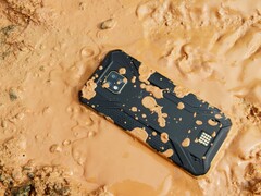 Das Doogee S95 Pro kommt mit einem 5150mAH-Akku und einer 3500mAH-Akkuhülle (Bild: Doogee)