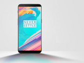 Kein verkehrt-rum eingebautes Display mehr im OnePlus 5T: Jelly-Scrolling gibt's nicht mehr.