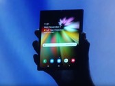 Das Samsung Galaxy F/X beziehungsweise Galaxy Fold wird in einer aktuellen Studie intensiv beleuchtet.