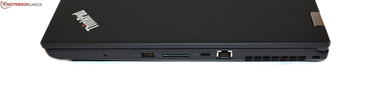 Rechts: Kombo-Audio, USB 3.0 Typ A, SD-Kartenleser, USB 3.1 Gen 1 Typ C, RJ45-Ethernet, Kensington-Lock
