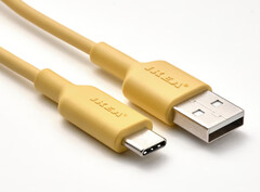 Ikea erweitert sein Sortiment um die bunten USB-Kabel Sittbrunn. (Bild: Ikea)