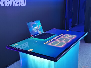 Beratungmaschine im Intel Experience Store (Bildquelle: Benjamin Herzig)