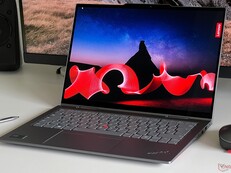 Das Lenovo ThinkPad X1 2in1 kostet normalerweise deutlich über 2.000 Euro (Bildquelle: Andreas Osthoff)