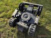 Unterseite des Mammotion Luba mini 2 AWD 1000
