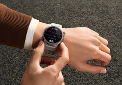 Die Oppo Watch X3 besitzt ein robustes Titan-Gehäuse.