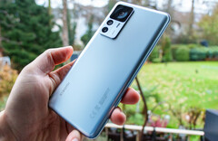 Das Xiaomi 12T ist im Smartphone-Deal heute für 314 Euro zu haben (Bild: Daniel Schmidt)
