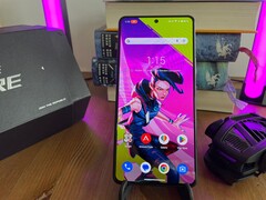 Das Asus ROG Phone 8 Pro verfügt über bis zu 24 GB RAM und 1 TB Speicher.