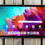 2k-Touchscreen, integrierter Ständer, Boombox-Modus: Lenovo Tab Plus (Bild: Manuel Masiero).