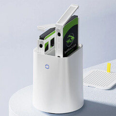 Der Aoostar R1 Mini-PC-NAS-Router ist derzeit im Angebot. (Bildquelle: Geekbuying)