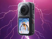 Die Insta360 X6 erhält offenbar ein kompakteres Gehäuse. 