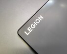 Das Lenovo Legion Pad setzt offenbar auf das mittlerweile typische Tablet-Design mit flacher Rückseite. (Bild: Lenovo)