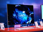 Mit dem Yoga AIO Aura Edition bietet Lenovo einen der schönsten All-in-Ones an.