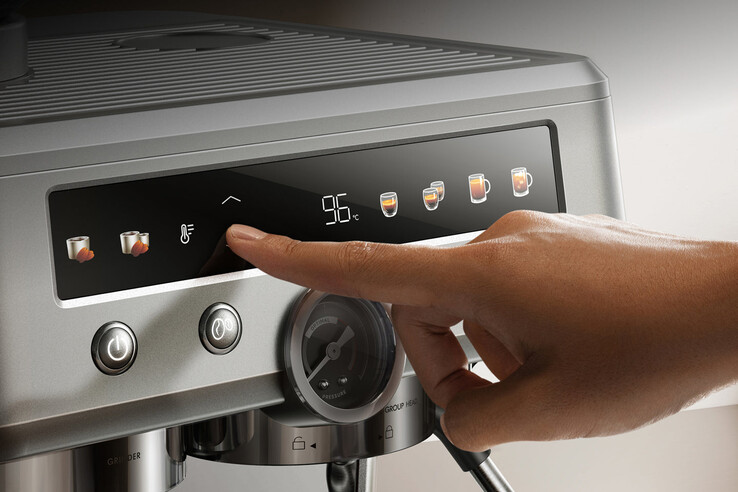 Die Bedienung erfolgt über Touch