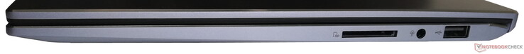 Rechte Seite: SD-Kartenleser, kombinierter 3,5-mm-Klinkenanschluss, 1x USB 2.0 Typ-A