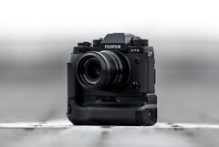 Die Fujifilm X-T2 ist nur eine von vielen Kameras, die jetzt als Webcam genutzt werden kann. (Bild: Markus Lompa, Unsplash)