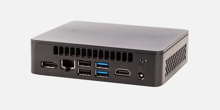 Der Intel NUC 11 Essential verzichtet komplett auf USB-C-Ports.